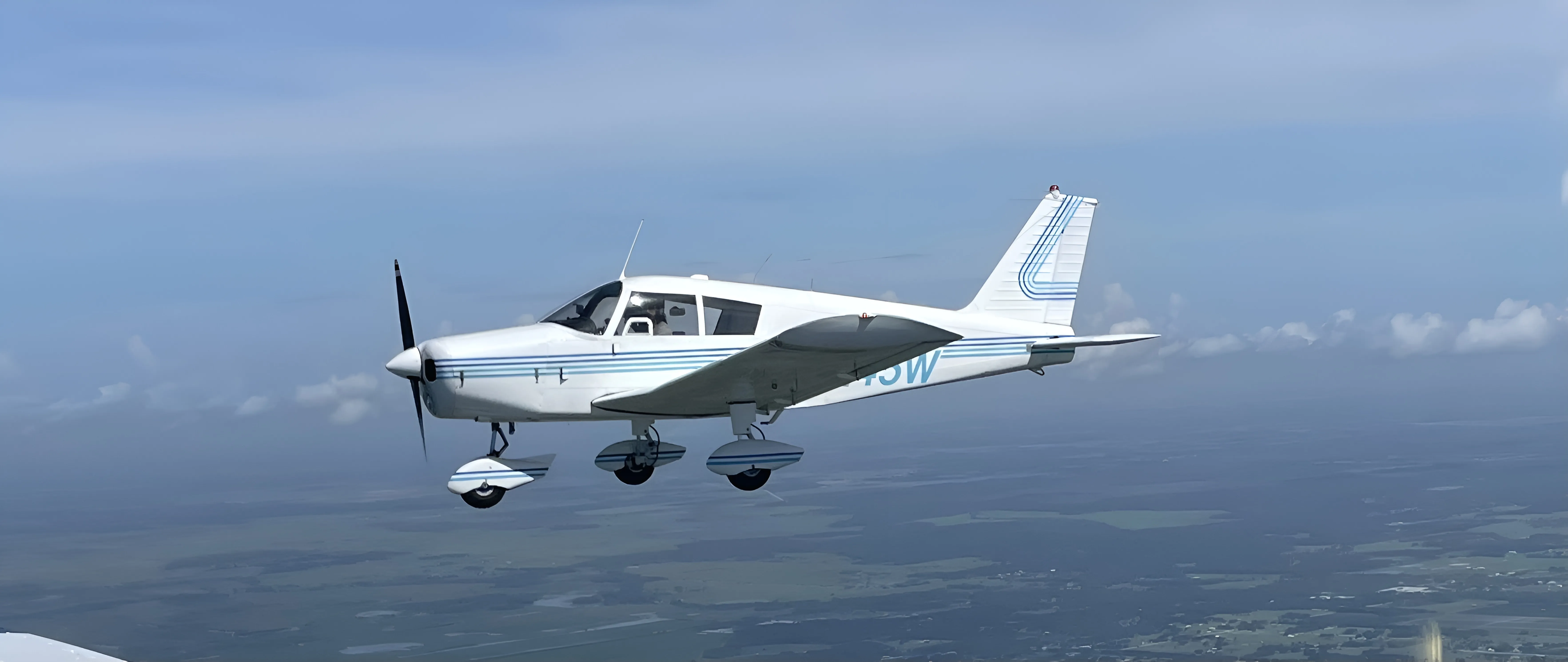 Piper Cherokee 140 ready for a discovery flight at Page Field, Fort Myers